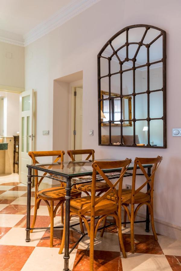 Quevedo Suite Sevilla Exterior foto