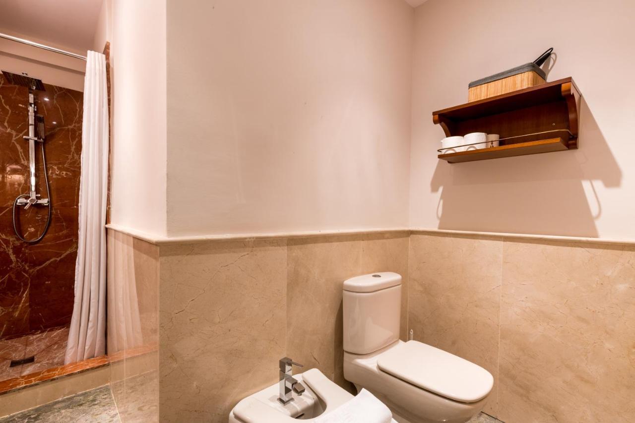 Quevedo Suite Sevilla Exterior foto