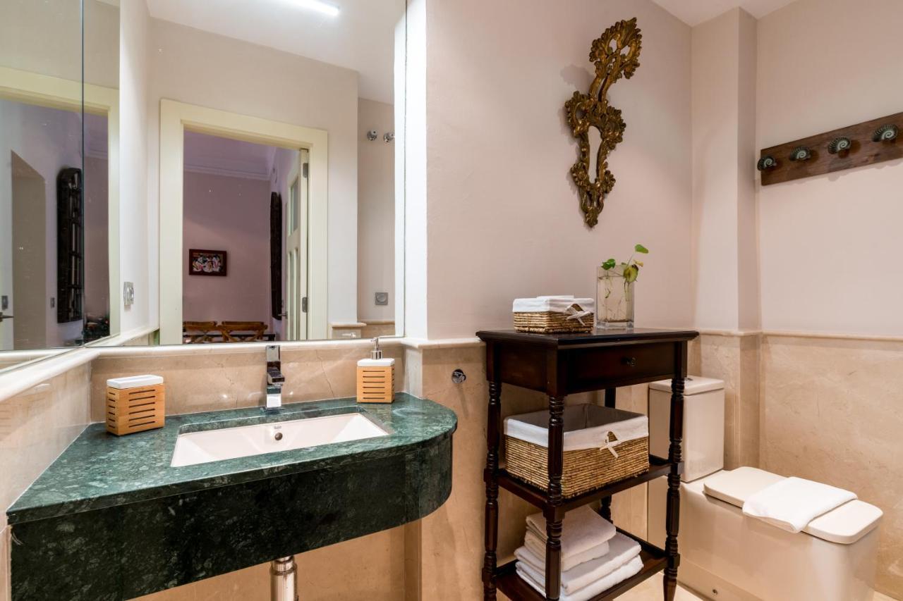 Quevedo Suite Sevilla Exterior foto